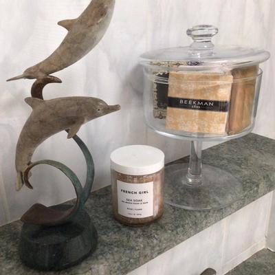 1022 Stone Dolphin Bathroom Lot