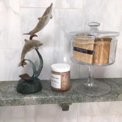 1022 Stone Dolphin Bathroom Lot