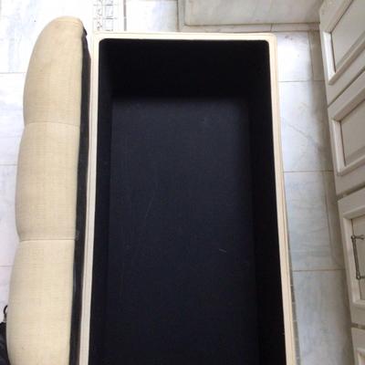 1018 Pillowtop Ottoman Bench with Storage