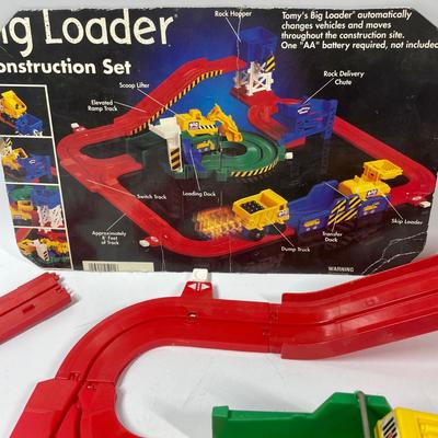 Vintage TOMY Big Loader Construction Set