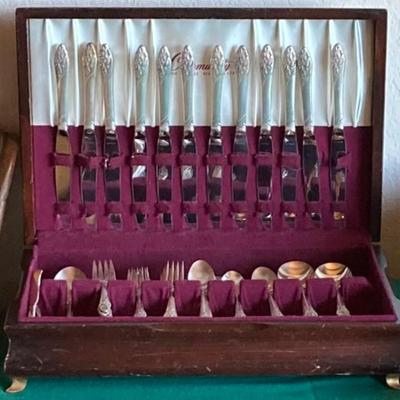 Community Silver Plated Flatware Set In Wooden Box