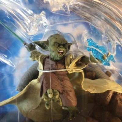 Lot 1030. Star Wars Yoda unleashed, new in box