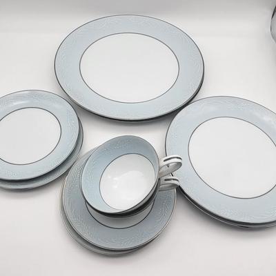Noritate Blue & White Laureate China