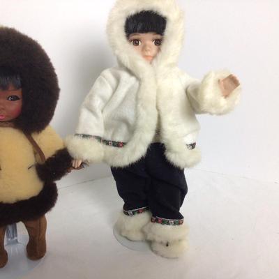 796 Eskimo Dolls