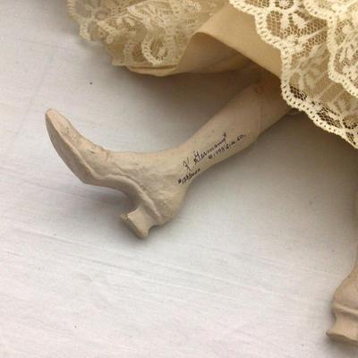 781 Daddyâ€™s Long Legs â€œEstherâ€ Doll