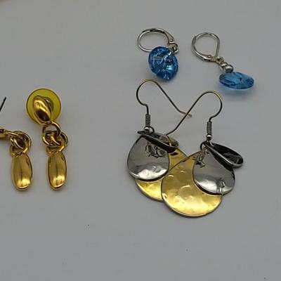 Costume Earring Lot