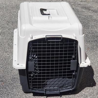 Small-Med. Sized Dog Crate