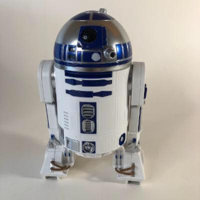 1042 - Star Wars R2-D2, 6 3/4â€ tall