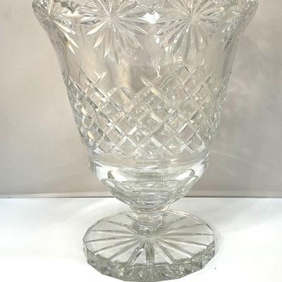 Beautiful High Quality Vase Huge Heavy Cut Crystal Pedestal Vase
