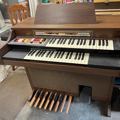 Vintage Schafer & Sons Cavalier 6129 Colton Piano & Organ Drum Machine