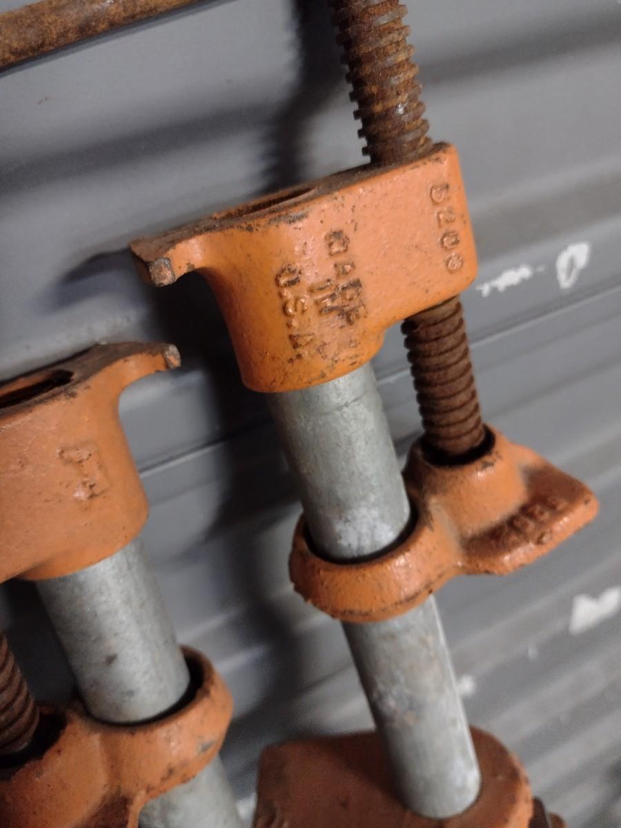 DEWALT 4" Bar Clamp - The Power Tool Store