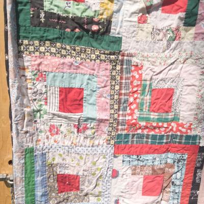 HAND MADE TWIN SIZE QUILT
