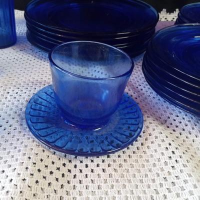 BLUE GLASS DINNERWARE