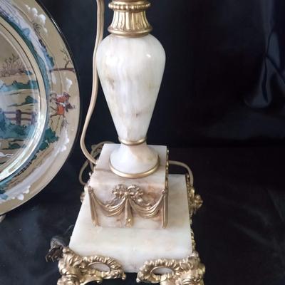 MARBLE BASE LAMP W/ORNATE GOLD TONE ACCENTS & MORE