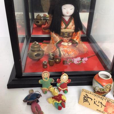 757 Geisha Doll in Diorama