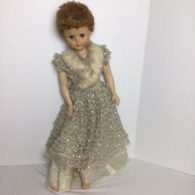 752 Vintage 1950â€™s Bridal Doll