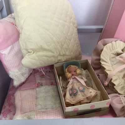 746 Vintage Rocking Cradle Lot