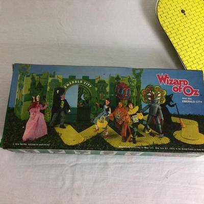 742 Wizard of Oz & Emerald City Play Set & Dolls