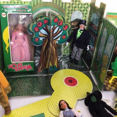 742 Wizard of Oz & Emerald City Play Set & Dolls