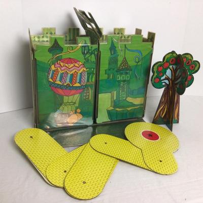 742 Wizard of Oz & Emerald City Play Set & Dolls