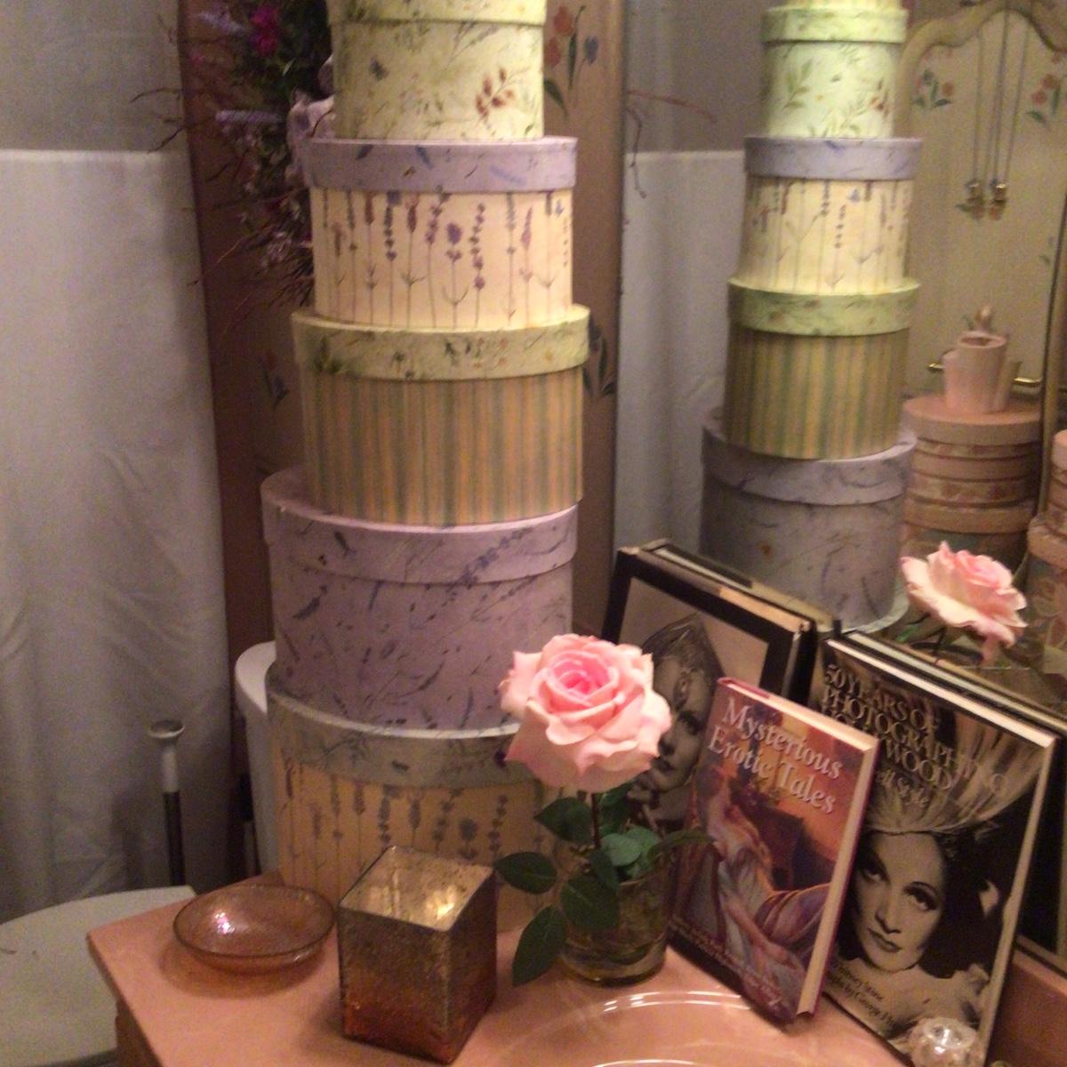 739 Ladies Hat Boxes Old Hollywood Glamour Books