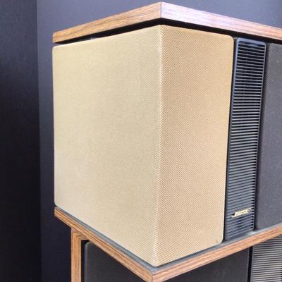 734 BOSE 301 Series II MCM Speaker Set