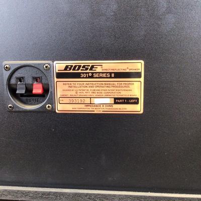 734 BOSE 301 Series II MCM Speaker Set
