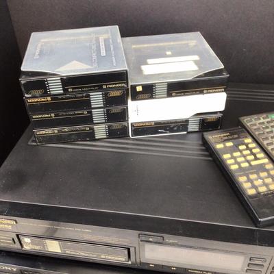 733 Pioneer & Sony Stereo Components