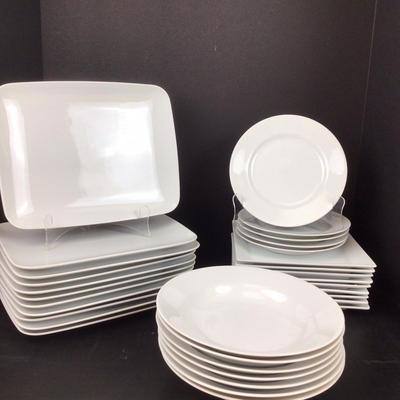 673 White Everyday Dishes Crate & Barrel Strawberry Street