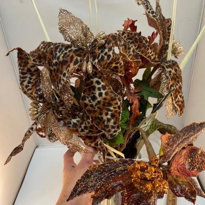 Artificial Leopard Print Wire Edge Flowers in Glass Pot Vase Insert