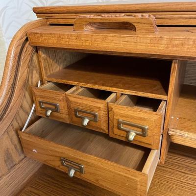 Cenntennial Rolltop Desk with keys, 15 drawers, very good condition, oak Banker's Desk
