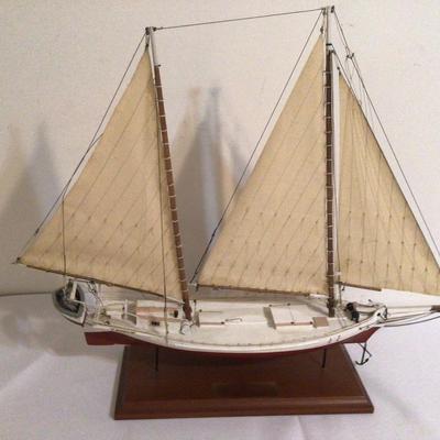 257 Sailboat Model