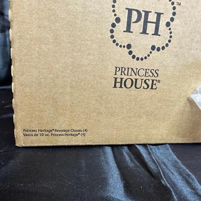 PRINCESS HOUSE ETCHED GLASSES AND PAMPERED CHEF