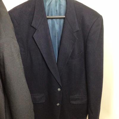 203 Menâ€™s Suit Lot 42/44R Neiman Marcus