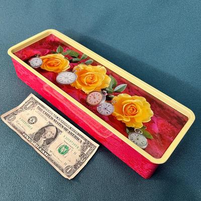 VINTAGE CANDY TIN ROSES AND WATCHES PHOTO MOTIF ON LID