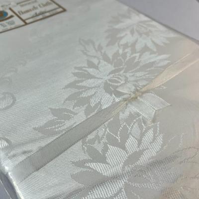 FAB NEW DAMASK TABLE CLOTH IN ORIGINAL ZCMI PACKAGE