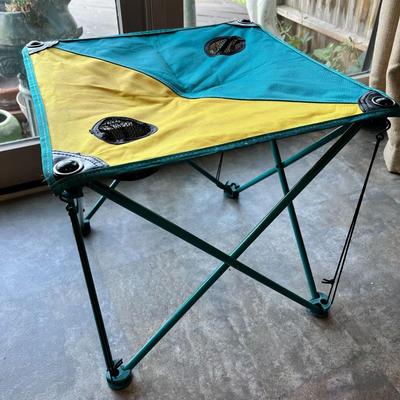 FOLDING CAMP TABLE w/ 2 CUP HOLDERS