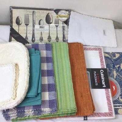113 Placemat Lot Cuisinart