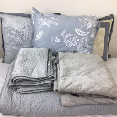 114 Martha Stewart King Bedding Set