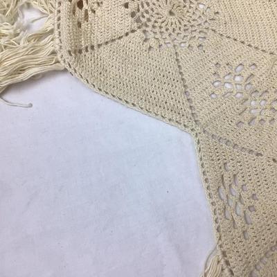 117 Antique Crochet Bedspread for 4 Post Bed