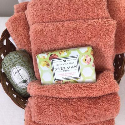 118 Basket of Hand Towels & Soaps