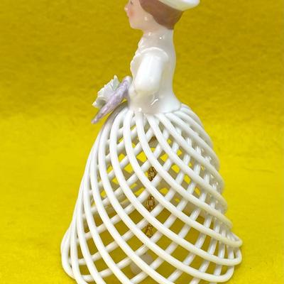 Enesco ceramic figural bell bride with woven skirt