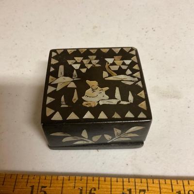 Small Wood Trinket Box