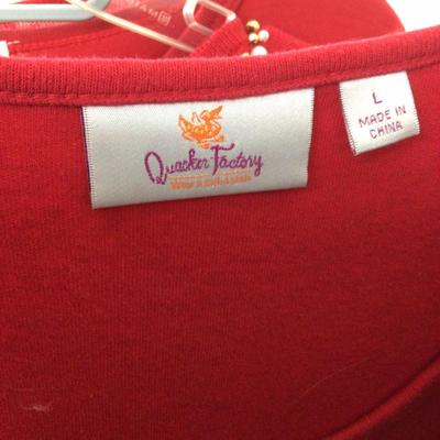 072 Quacker Factory Holiday Tops