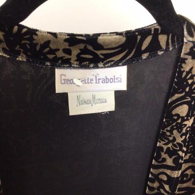 064 Neiman Marcus Ladies Clothing Lot