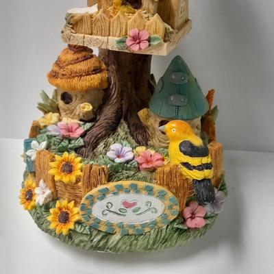 Music boxes and Bird houses Clock bird house, porcelain Garden birds