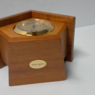 Music boxes and Bird houses Clock bird house, porcelain Garden birds