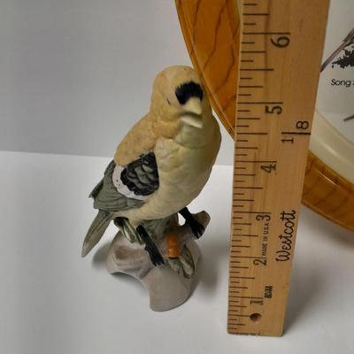 National Audubon Society bird Melody clock and Porcelain bird figures