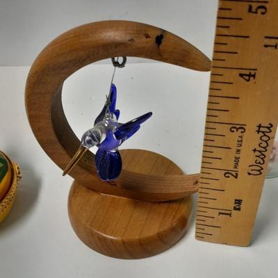 Blown glass art Cross, and Hummingbird with a Waltham Wall clock and ring box