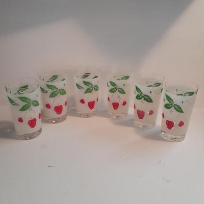 Vintage frosted strawberry glasses -- set of 6